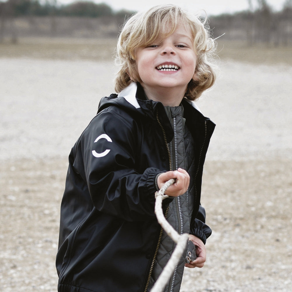 Str. 98 Mikk-Line - Regnsæt med seler sort