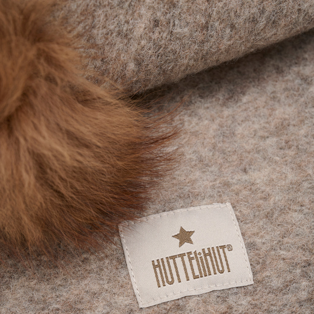 HUTTEliHUT - Balaclava Wool Alpaca Pompoms